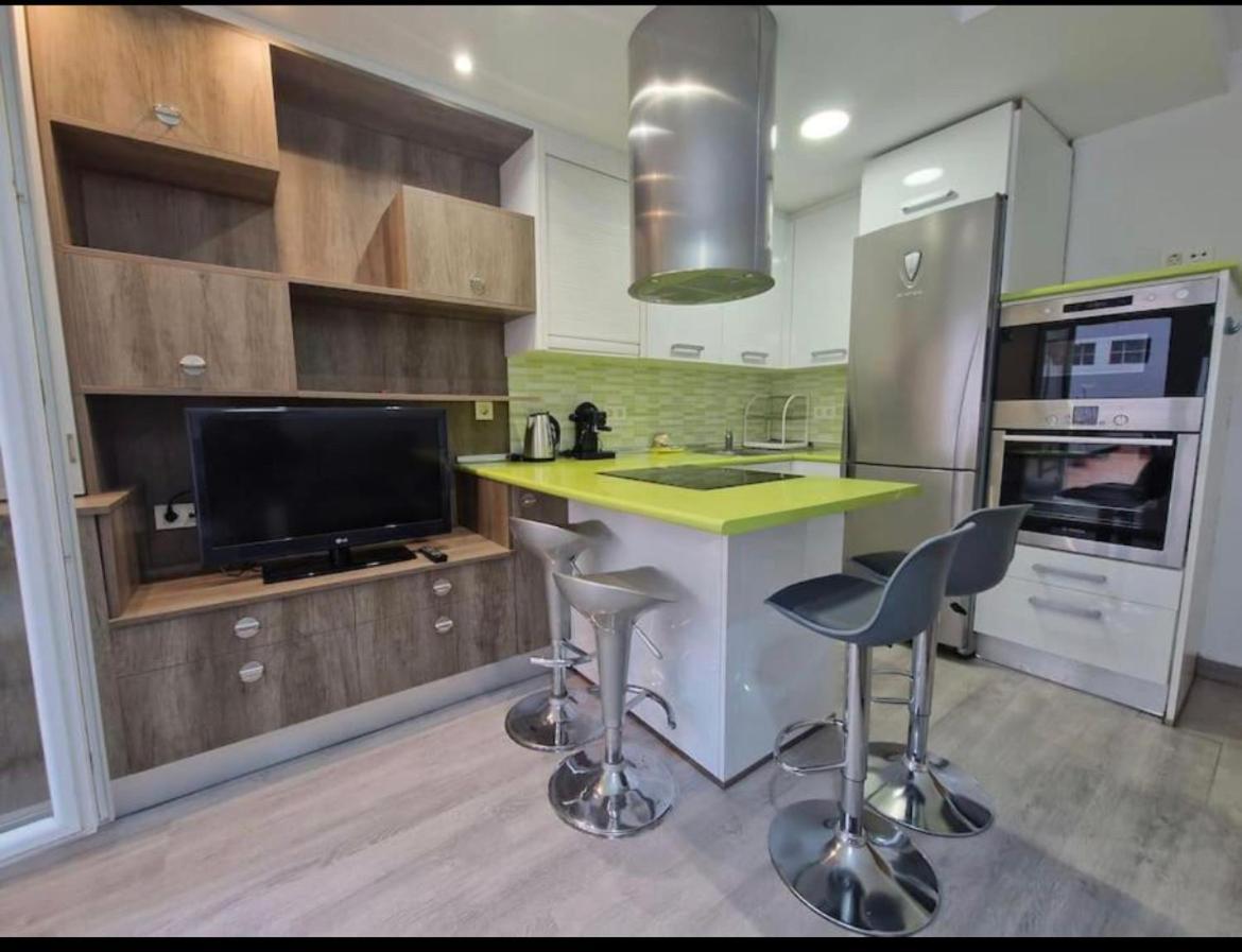 Apartamento Con Terraza Y Parking Gijon Phòng bức ảnh
